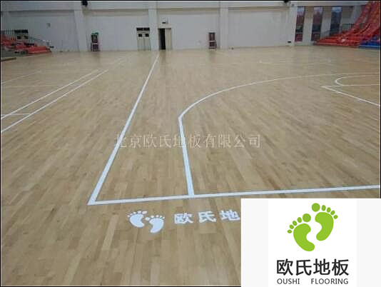 地熱型的室內(nèi)體育館木地板在施工中的注意事項